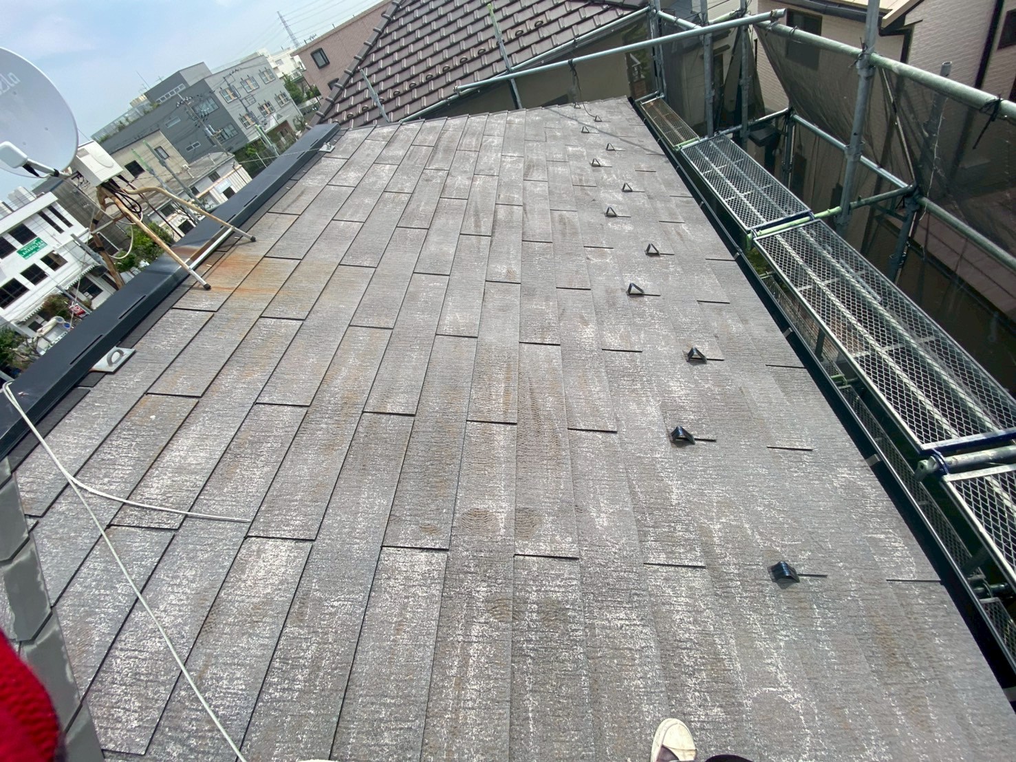 スレート屋根　錆